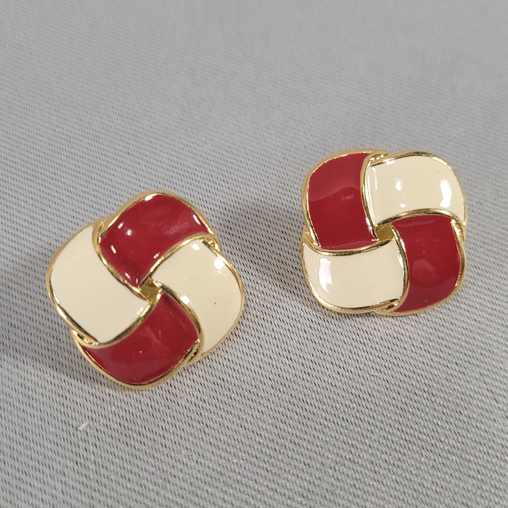 Napier Vintage  Stud Earrings Red Cream Enamel Basketweave Gold Tone